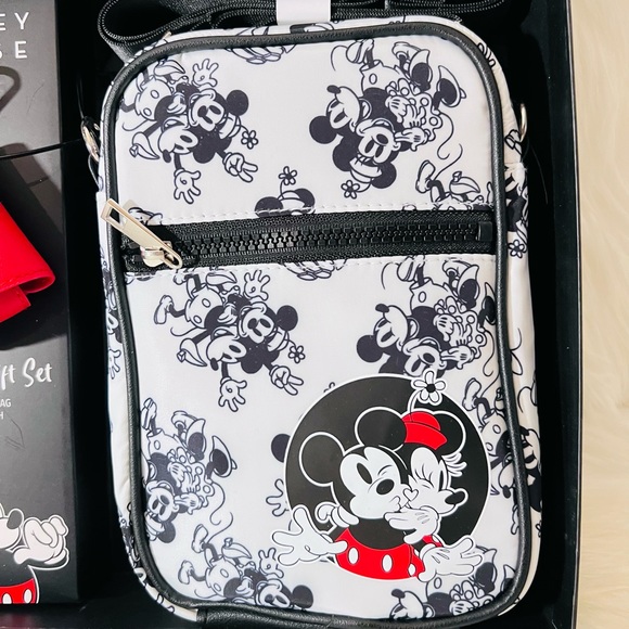 Mickey Mouse Crossbody Bag and Tech Pouch - Picture 2 of 4